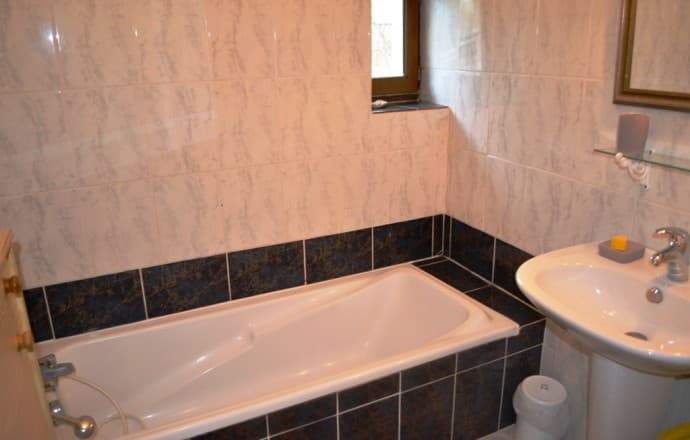 Gite-l-occitane---salle-de-bain