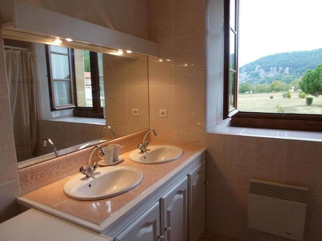 Gîte le périgord salle de bain