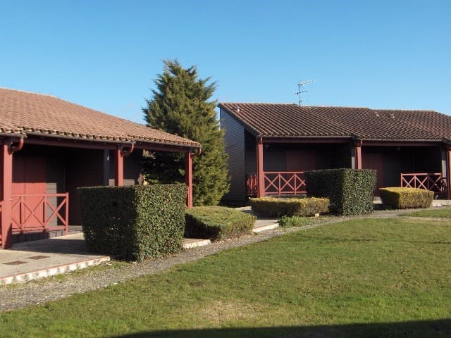 Gîtes de Mézin - Chalets 2