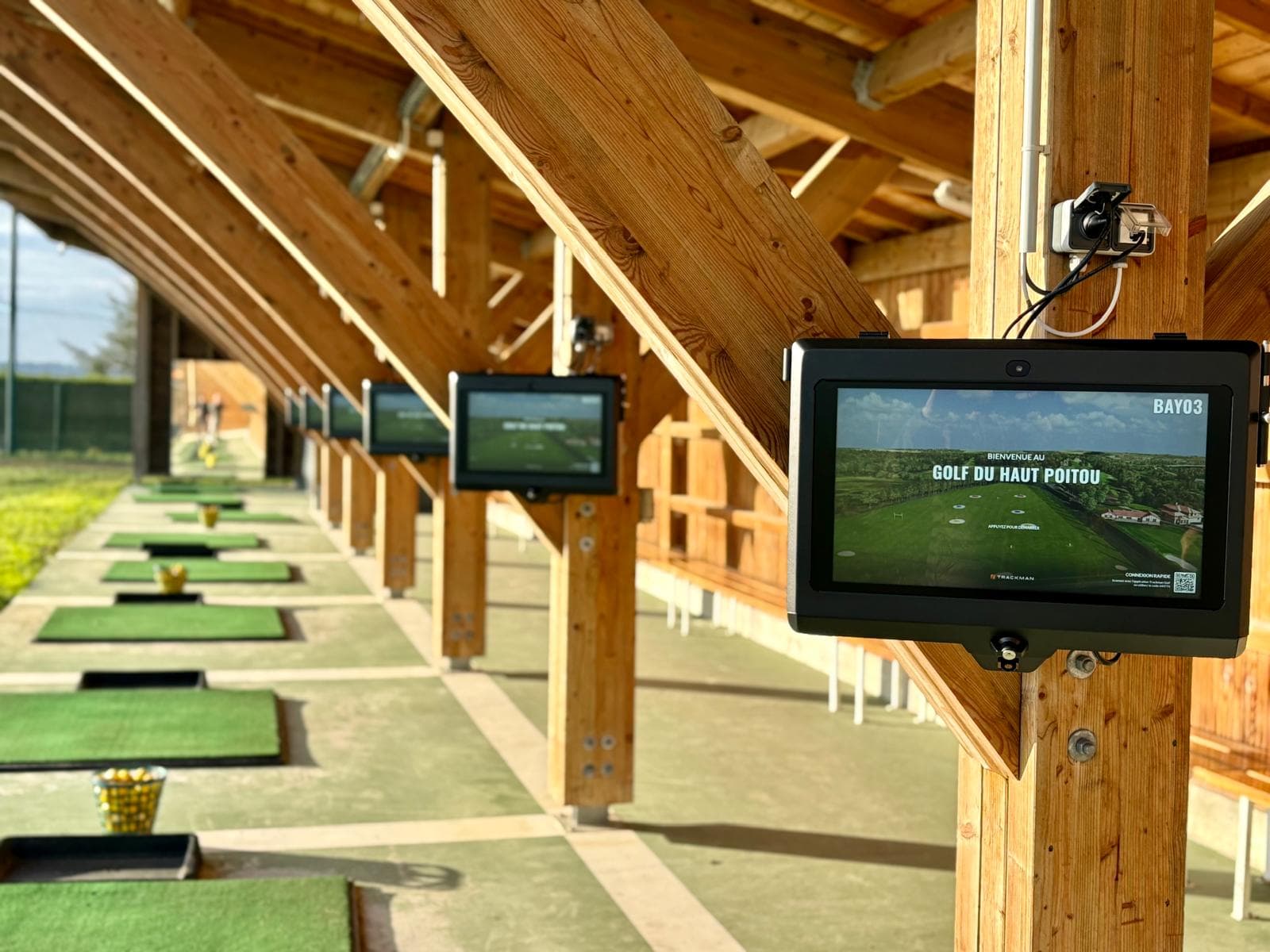 Practice Golf du Haut-Poitou avec trackman range