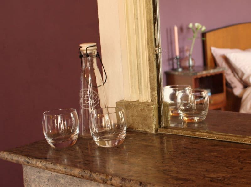 HLO_MaDamenFrance_Monclar_chambre Françoise_eau