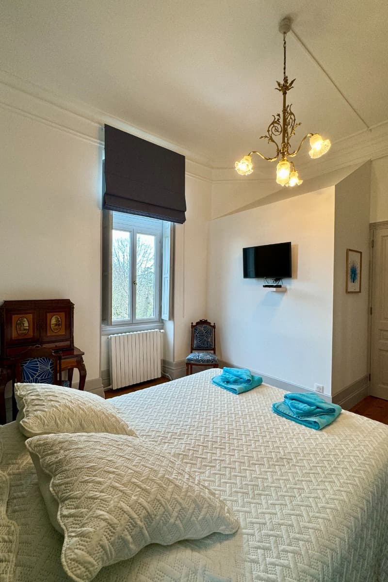 HLOAQU047FS002UT_chateaudeMoncassin_grande06