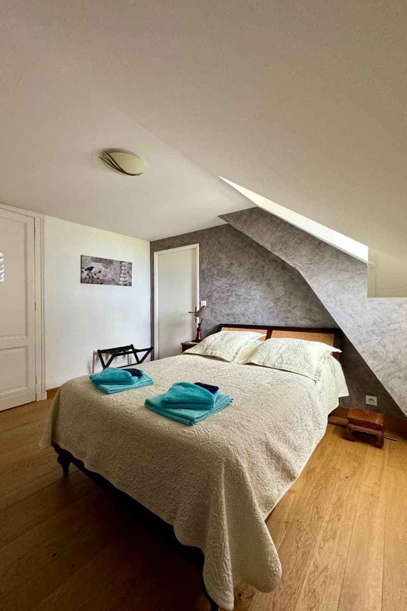 HLOAQU047FS002UT_chateaudeMoncassin_grande10