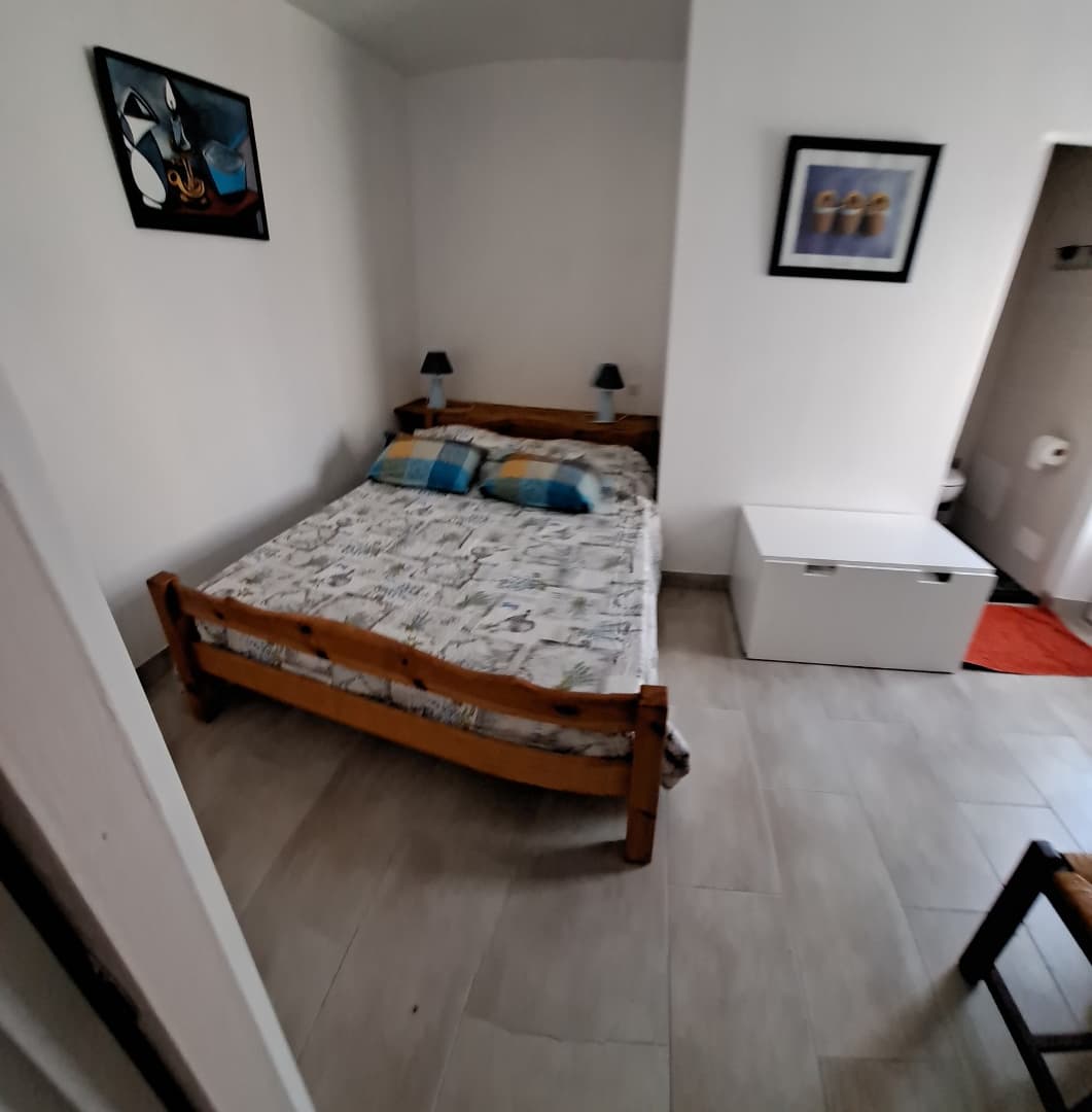 HLOAQU047V50MOJ6_BLOCH_grande05