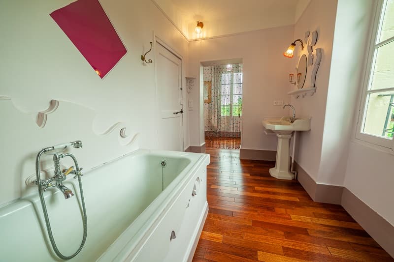 HLOAQU047V50NG24 - chambre 5 - sdb