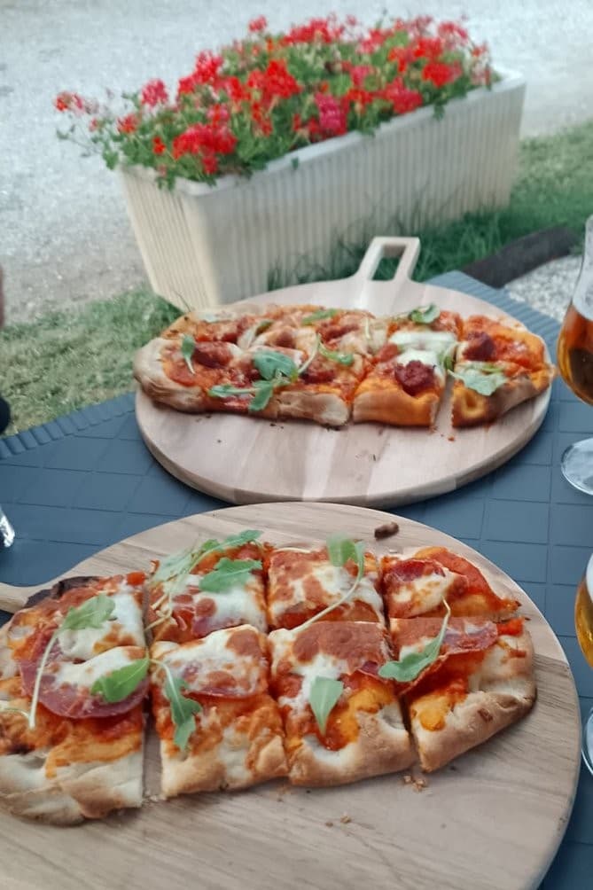 HPAAQU047FS0000U_PenneAgenais_CampingLacdeFerrie_Pizza snack