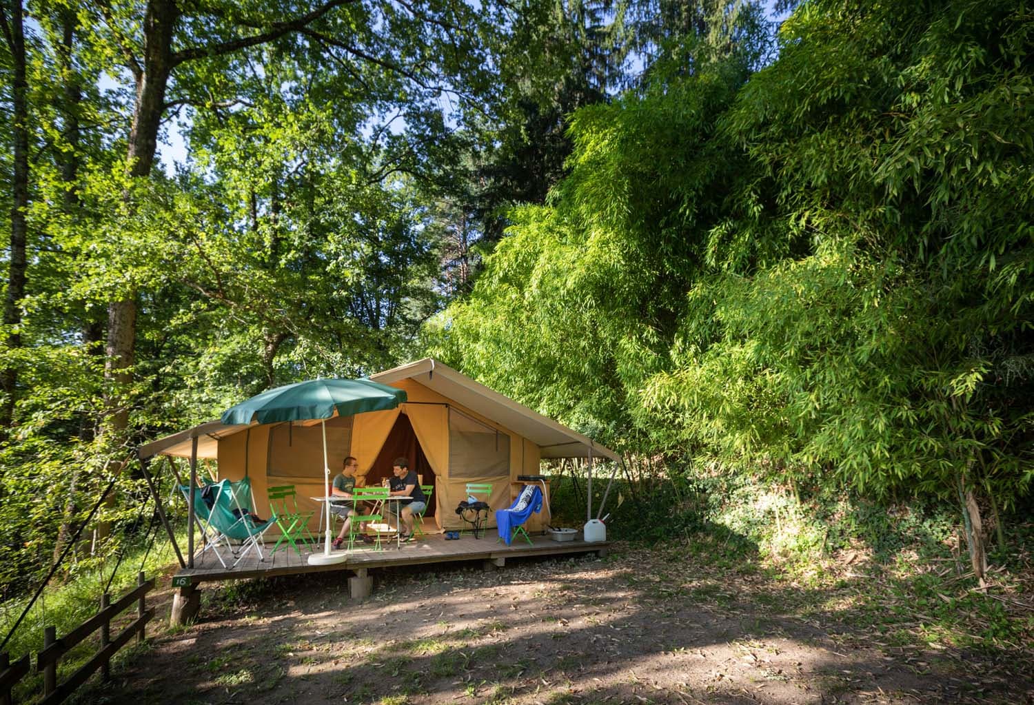 HUTTOPIA_-_CAMPING_-_SARLAT-