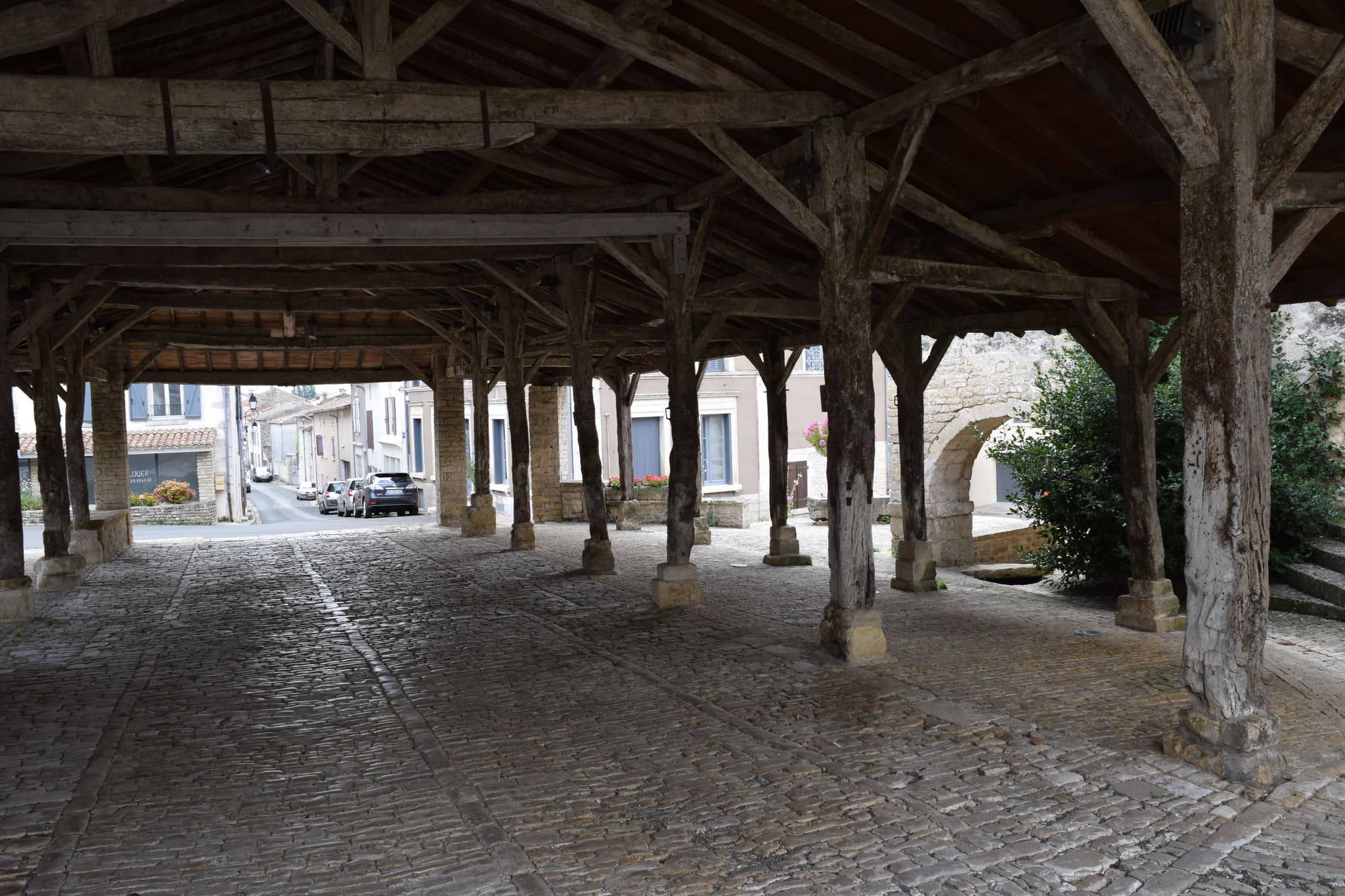 Halles Pamproux4