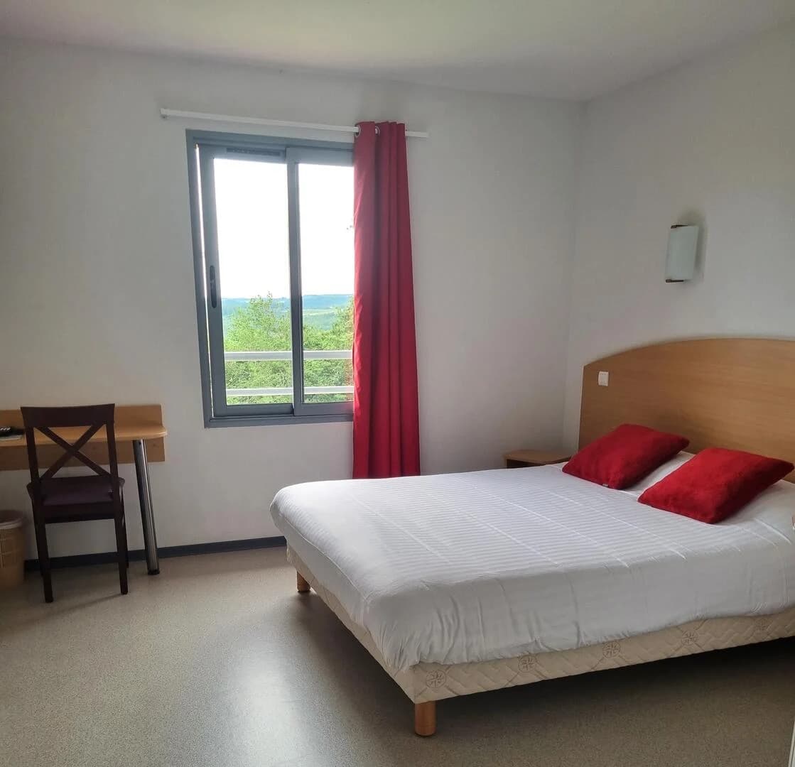 Hotel-Au-Perigord-Noir-Chambre
