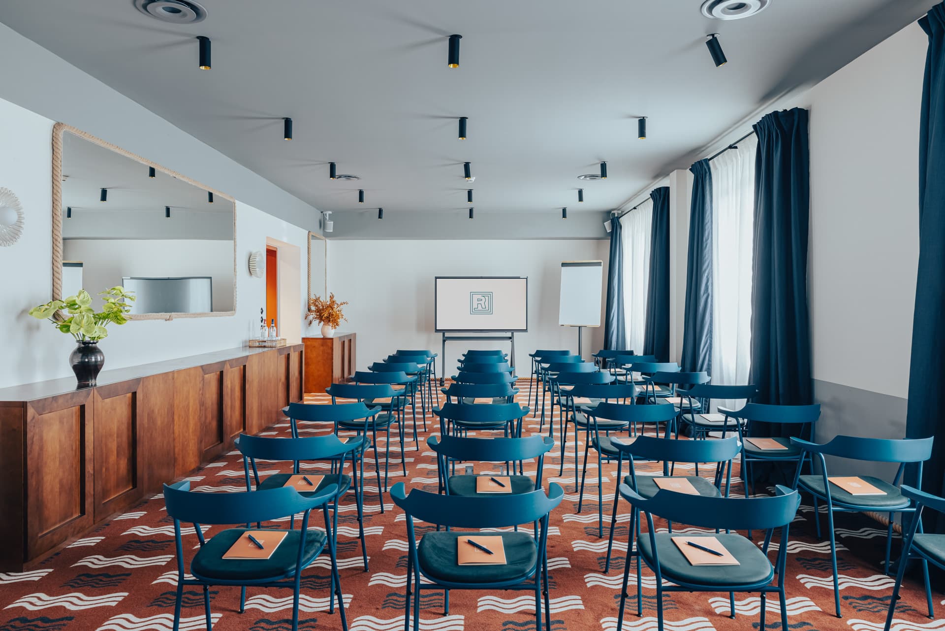 Hotel Regina - Salle Leihorra