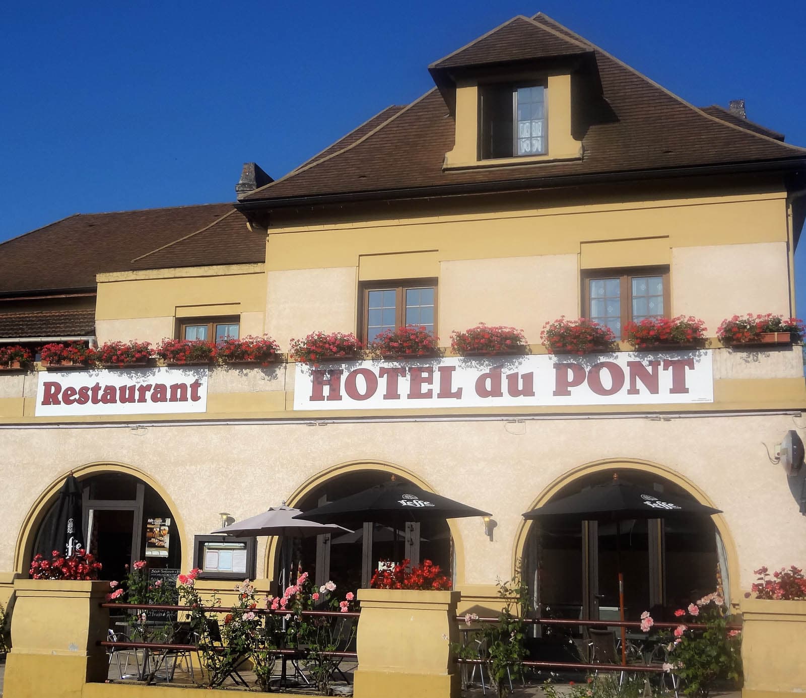 Hotel-du-Pont-a-Grolejac