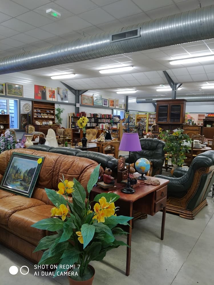 Le magasin, un vrai bonheur ! Pour les chineurs et amateurs de vintage.