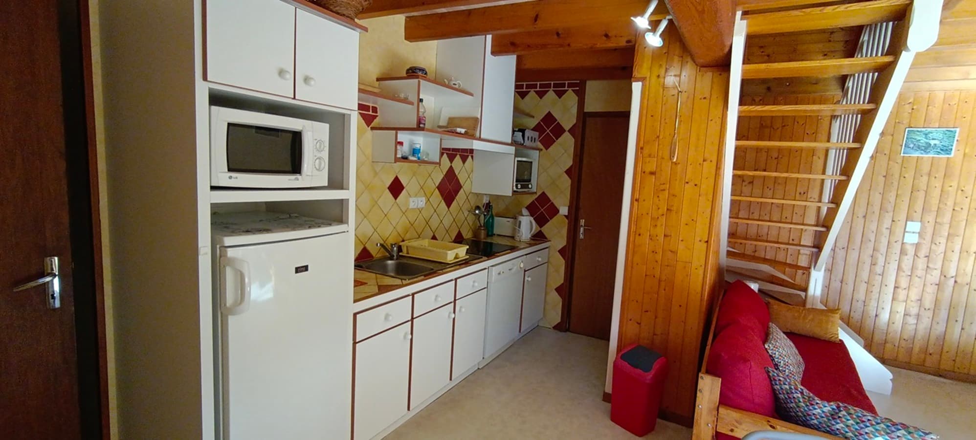IMG-20251103-103142
