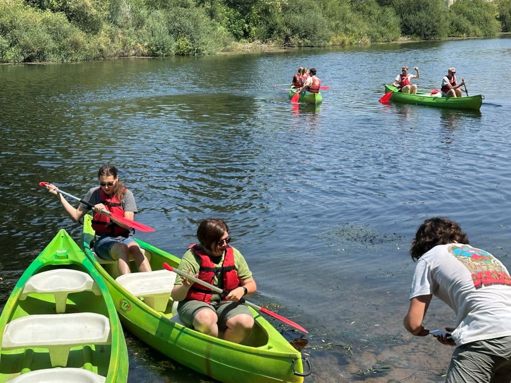 Roxane Cyrano Bergerac - bord Dordogne - paddle détente été rivière balade