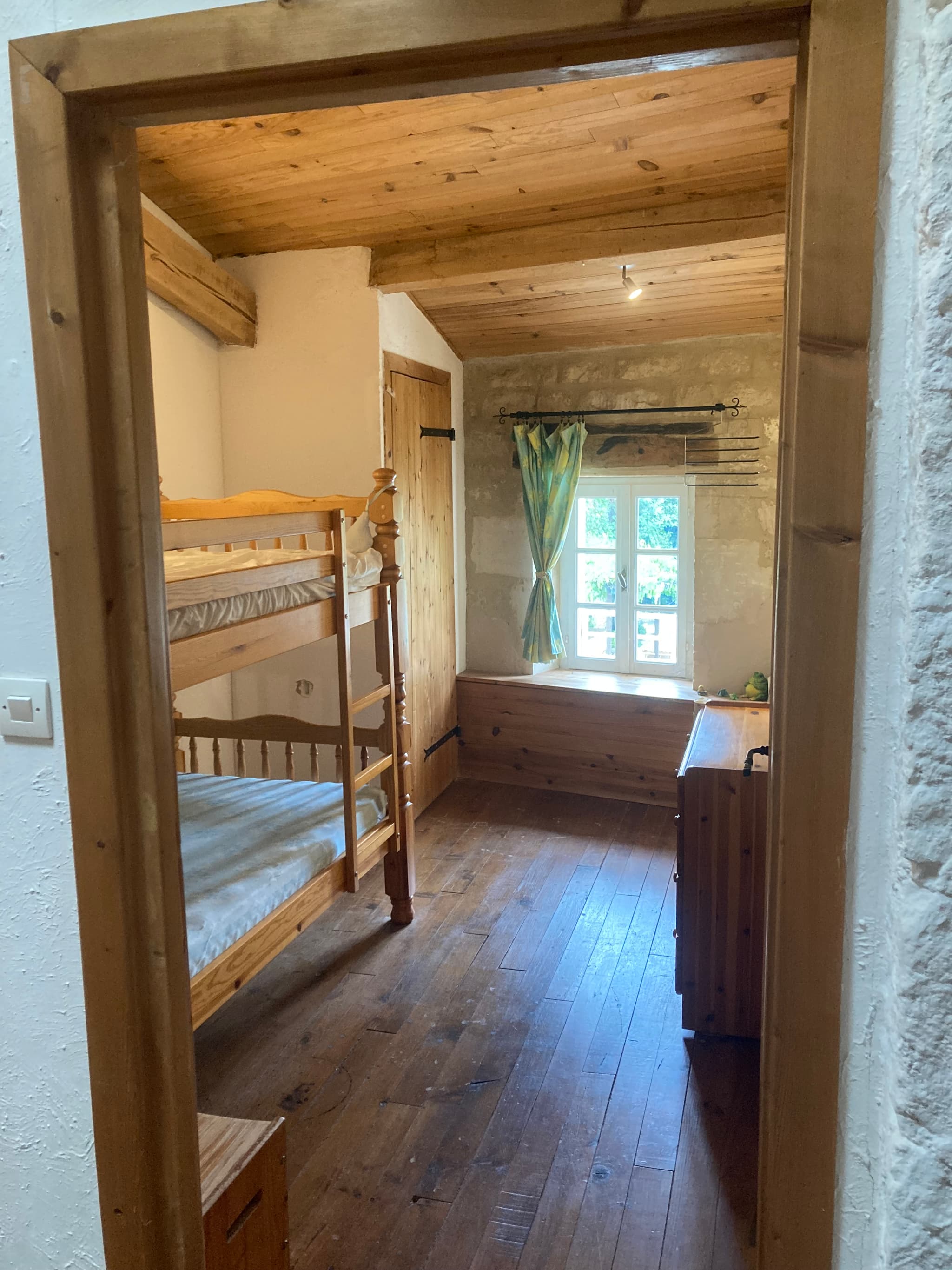 Chambre 2 lits superposés