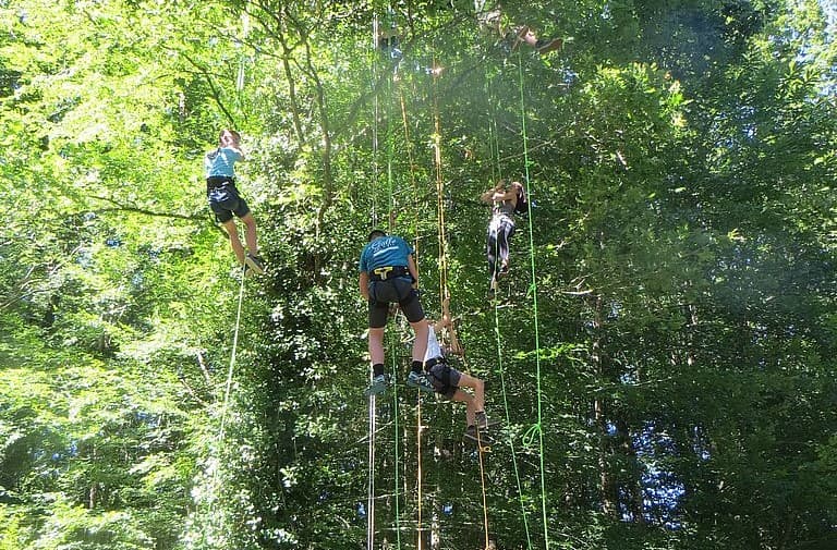 Les Ecureuils sur cordes
