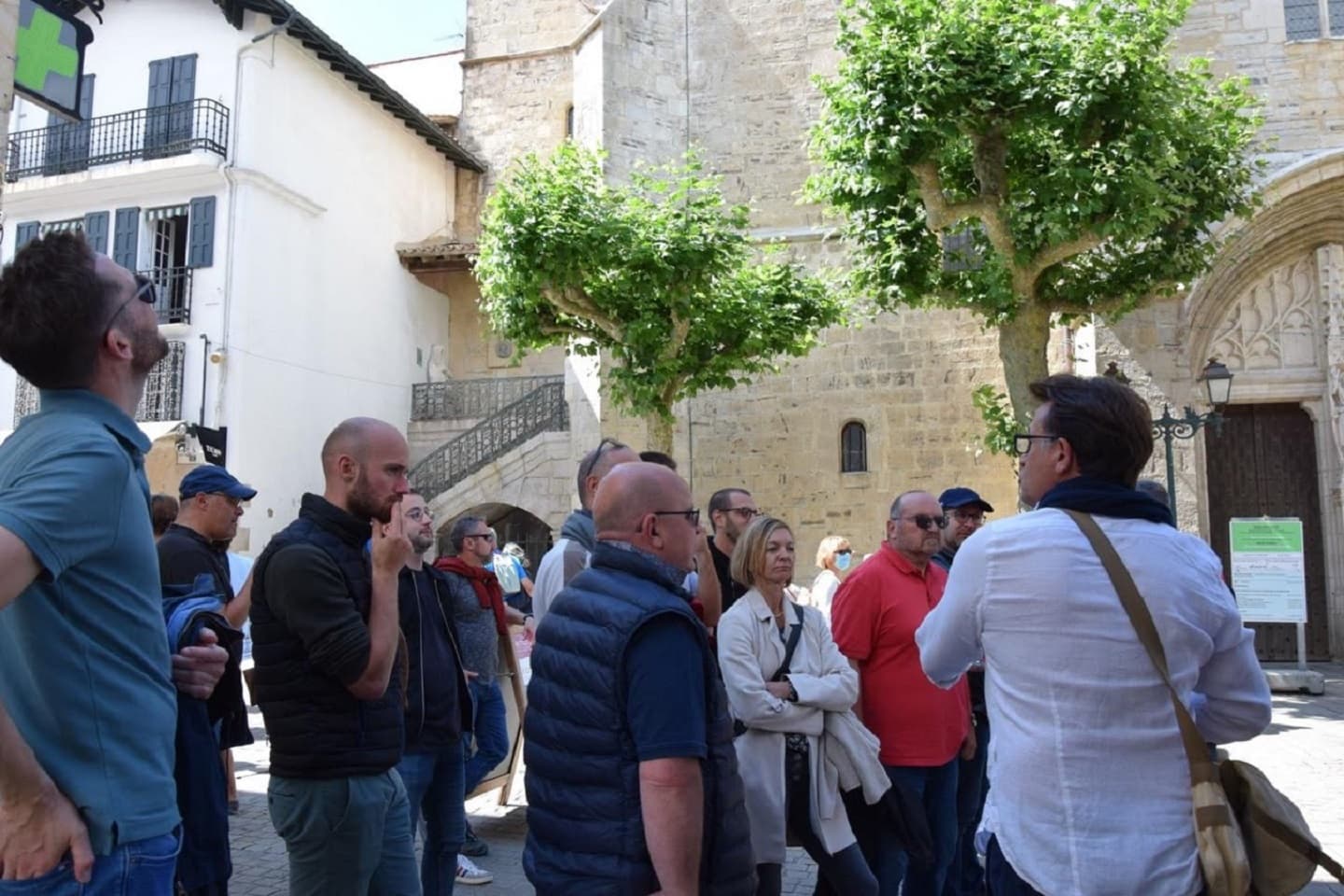 Association Kostaguia - visites guidées Biarritz - James Lamothe.