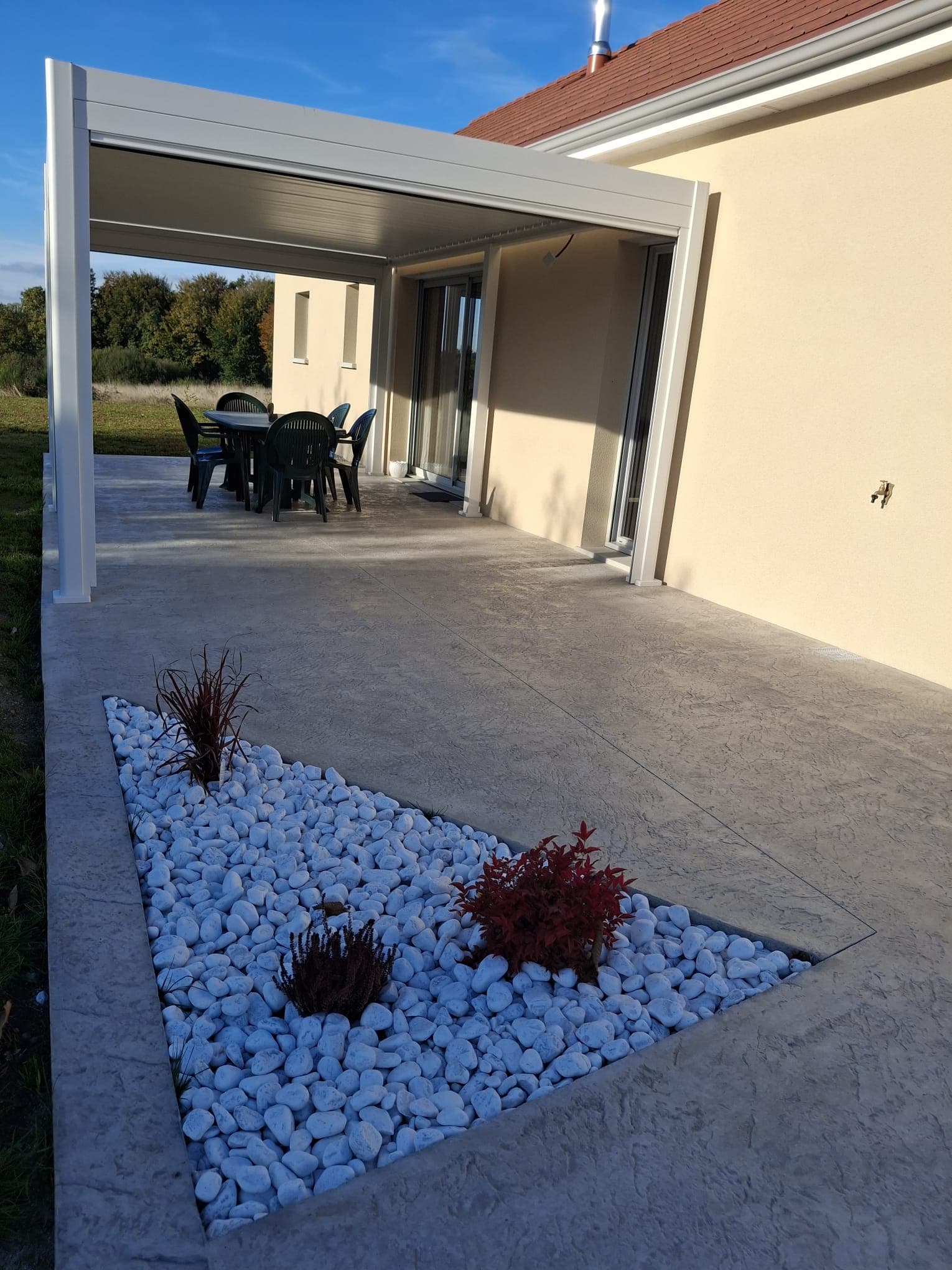 Gîte l'UNIK terrasse et pergola