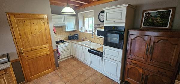 L'enclos du Bélier - cuisine gîte