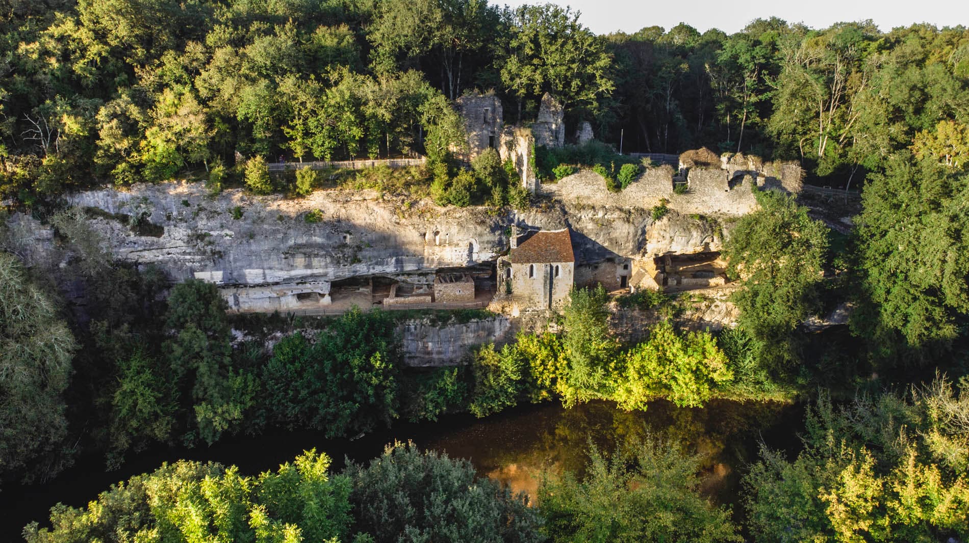 La Madeleine, lumiere de fin de journee d ete - credit photos @melvinturpin