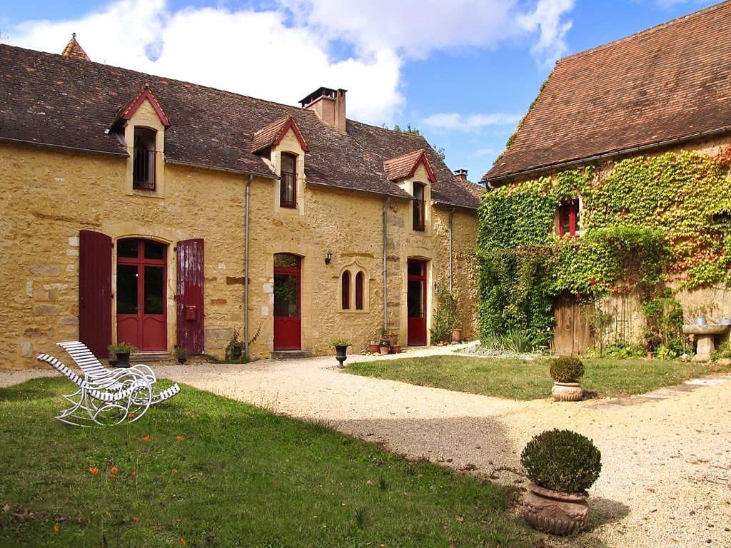 La Petite Moissie Extérieur2