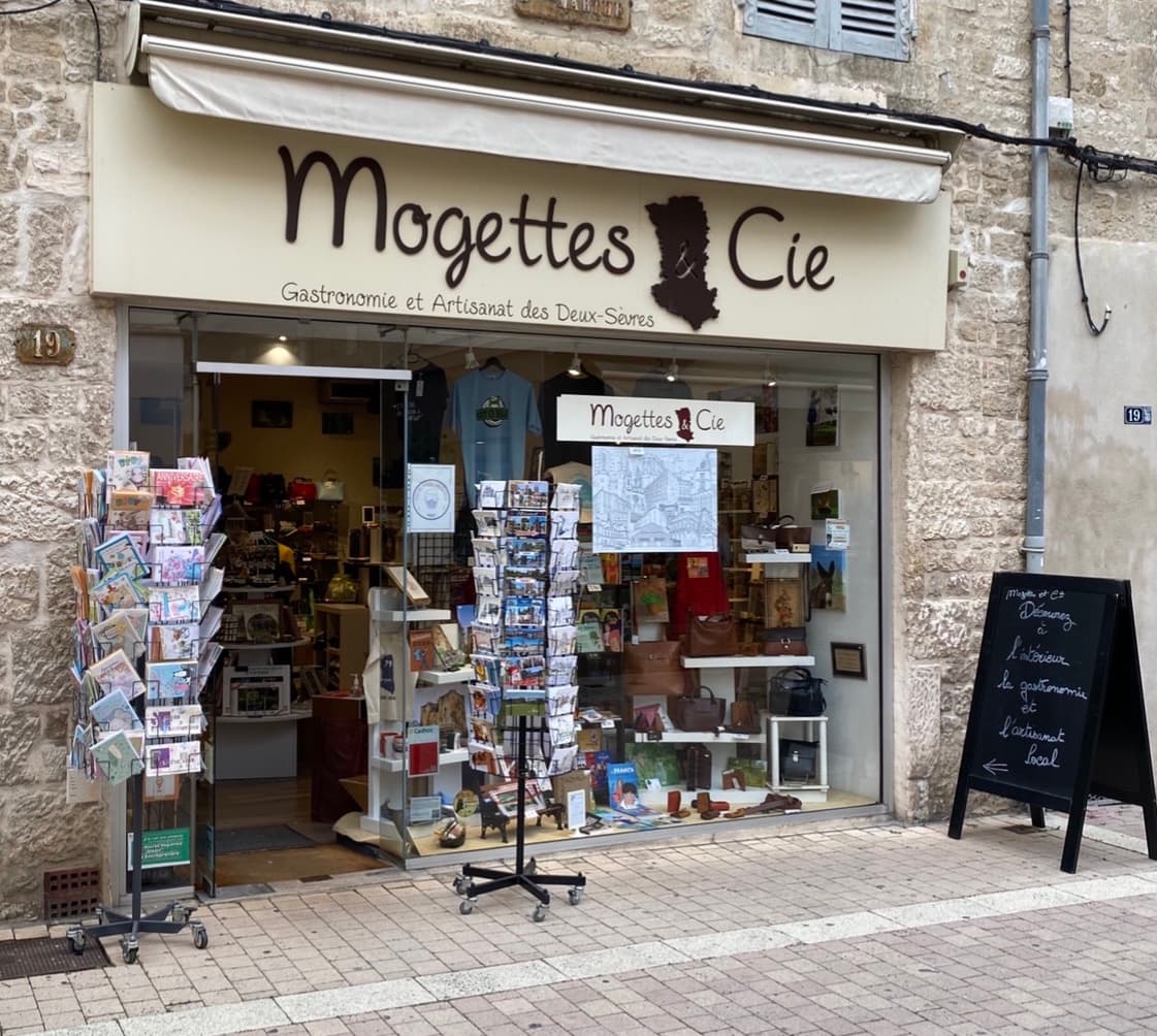 La devanture du Magasin