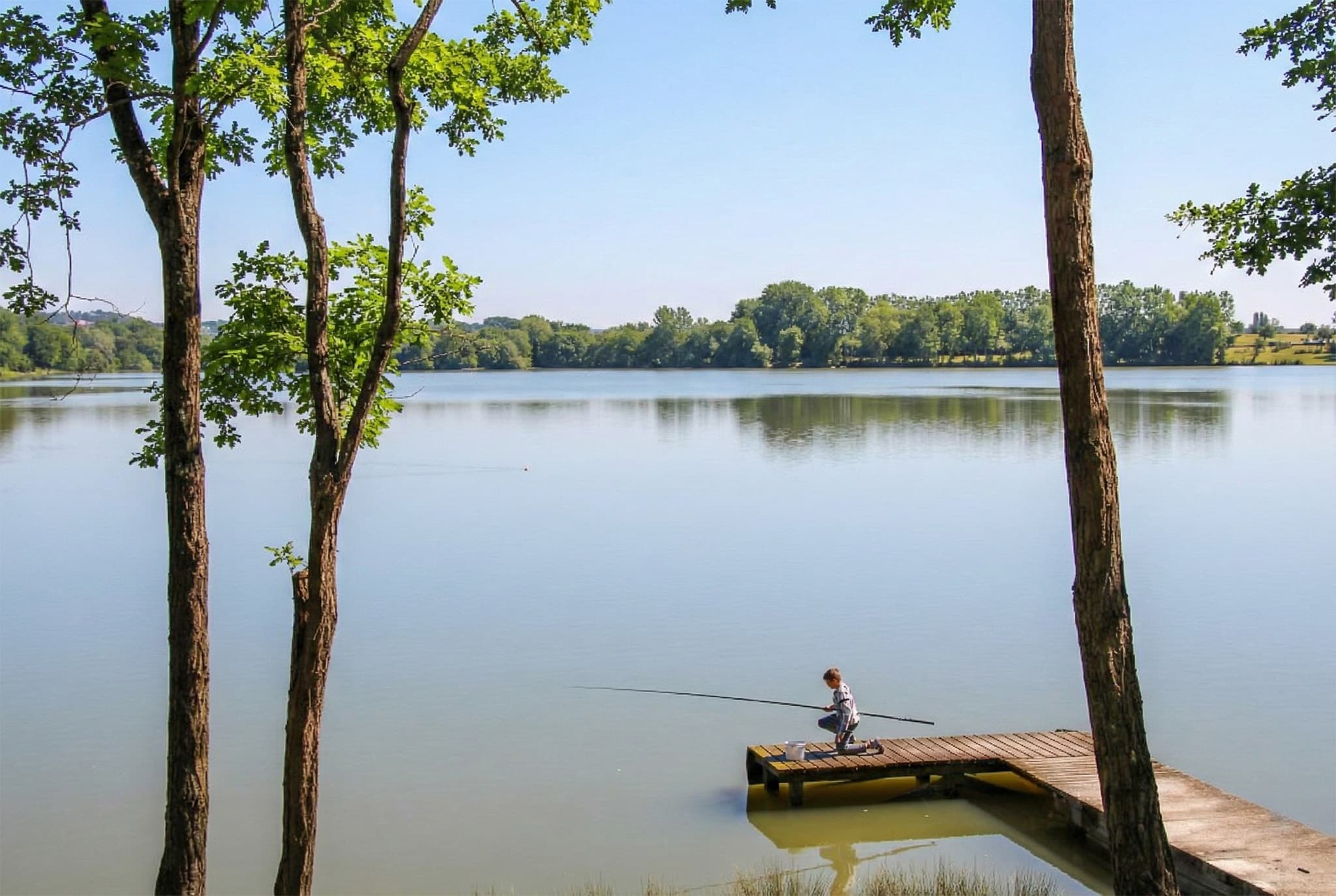 Lac base de loisirs orthez biron peche enfant