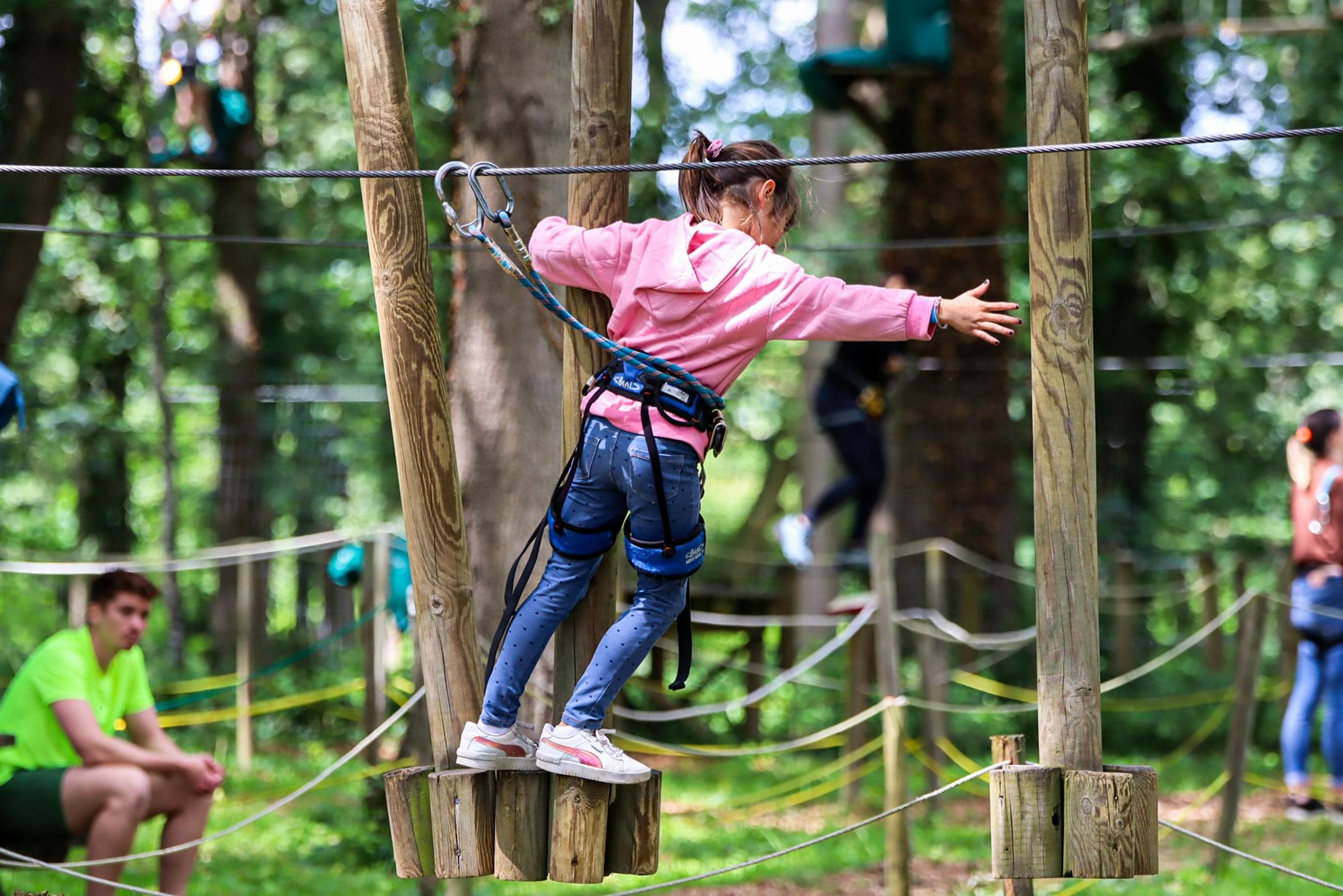 Lacq Aventure parcours accrobranche adulte enfant dans les arbres (18)