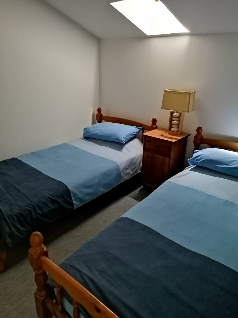Le Tournesol Twin Bedroom
