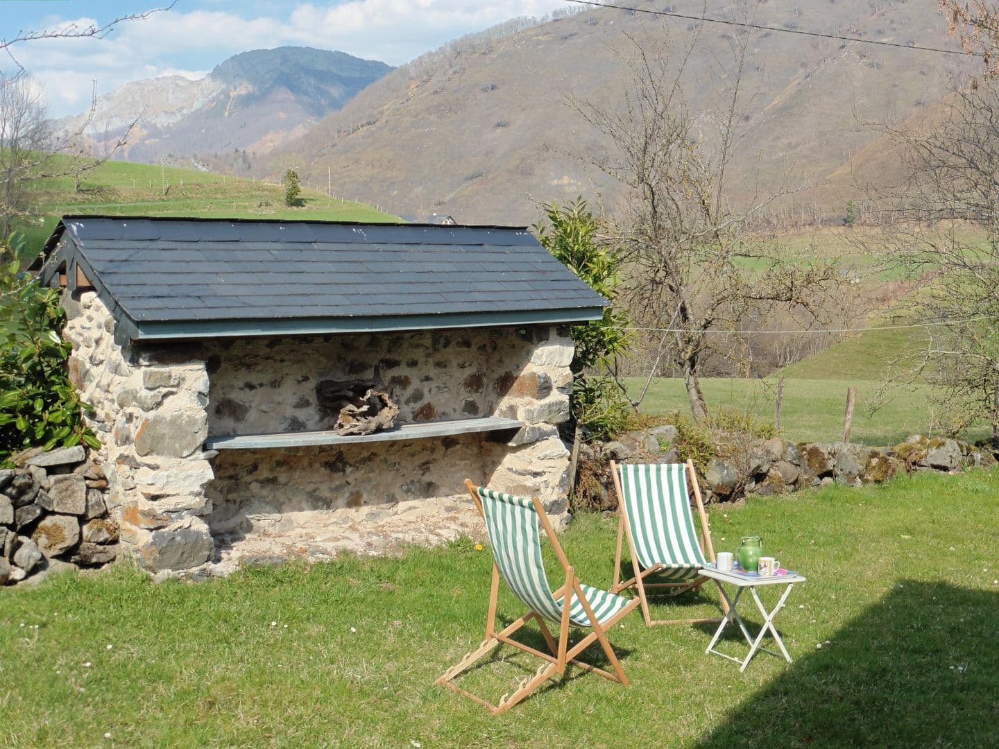 Le moulin Eygun à Lhers - jardin
