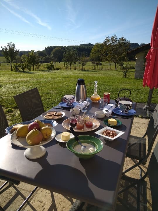 Les Chênes Jumeaux - Bournel (petit déjeuner)