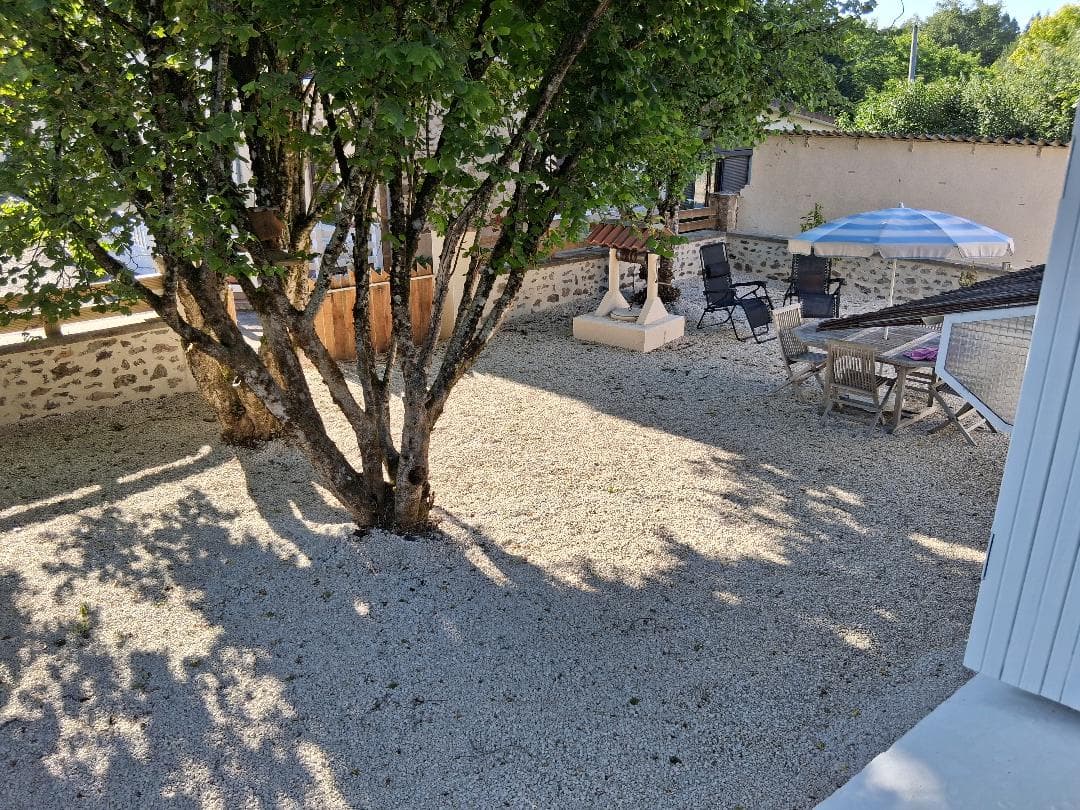 Gîte Les Noisetiers Verinas, Rochechouart