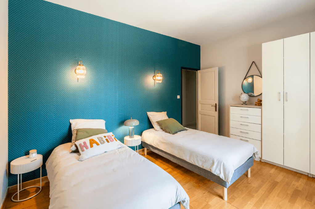 Les cavales Di Palma Duras chambre twins