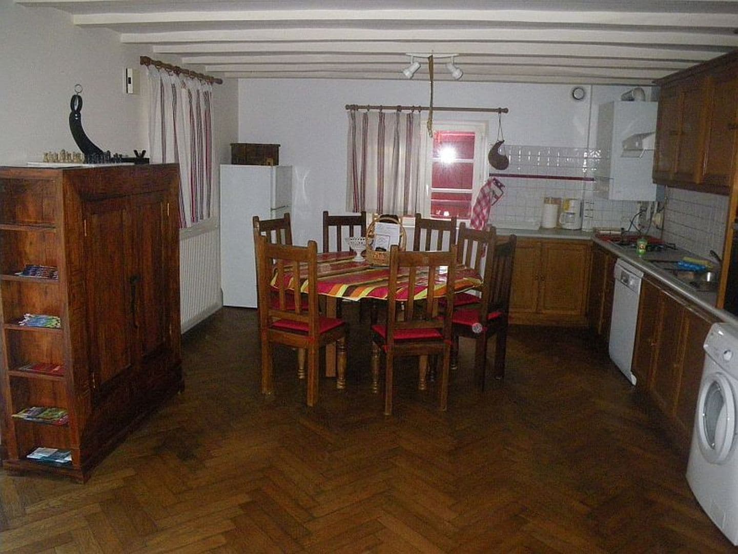 Location Azcarate - Vue salle à manger et cuisine - Aldudes