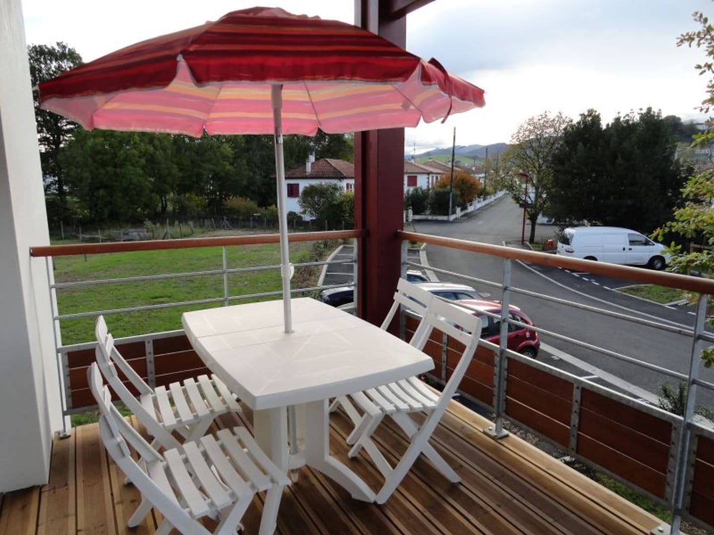 Location Charlet Evelyne - 13 - Terrasse - St Jean Pied de Port