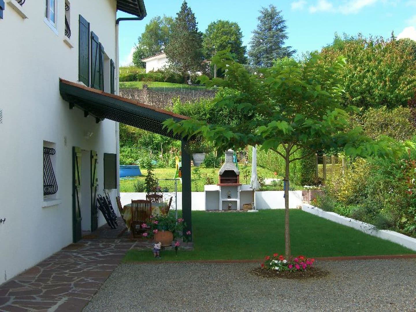Location Parisot - Autre vue jardin - St Jean Pied de Port