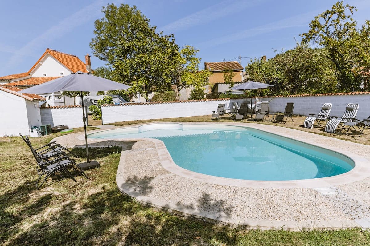 MASLEN - Ribérac (Gite Montague Court)