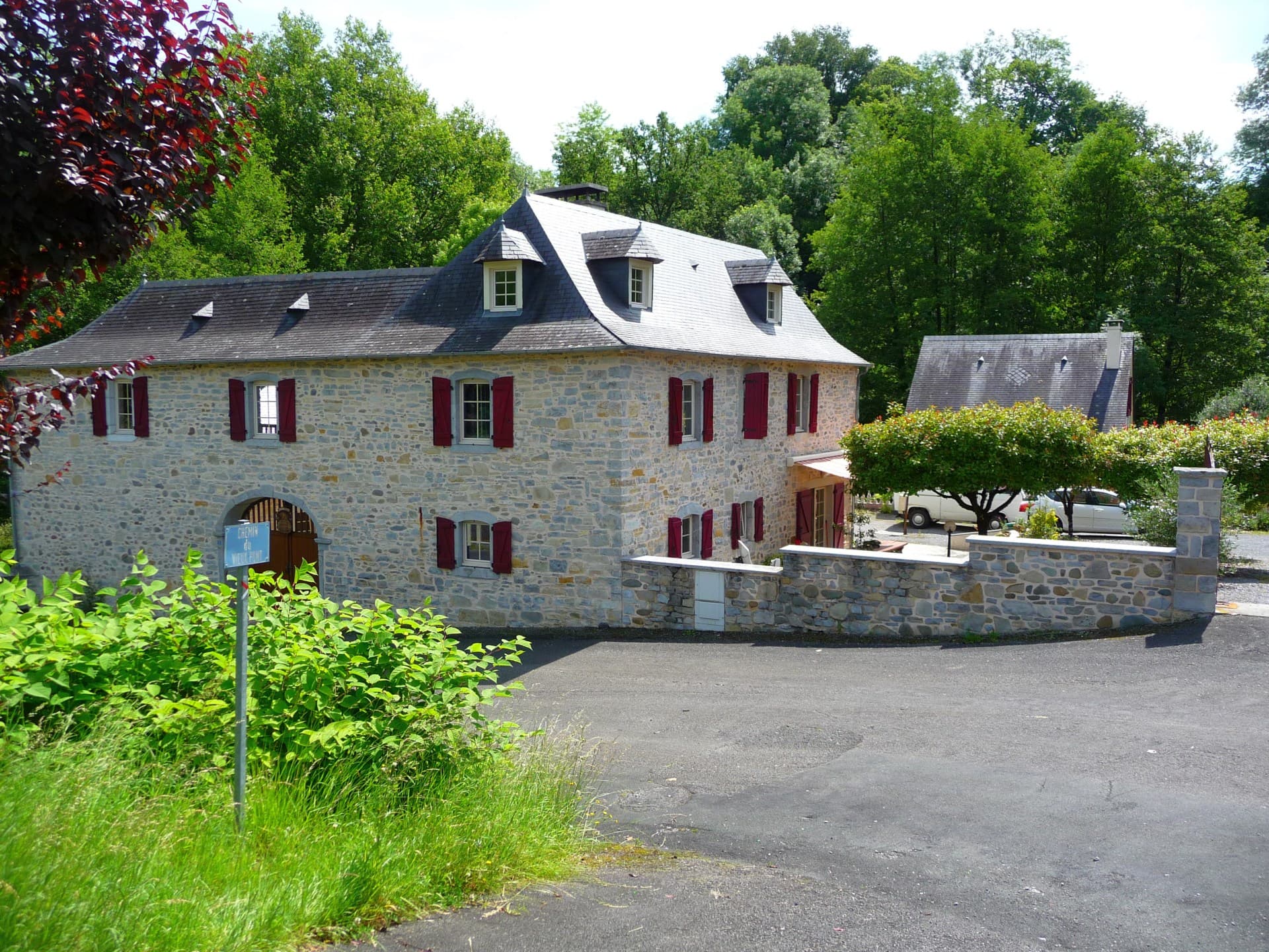 MOULIN-D-EYSUS-Vue-generale-EYSUS