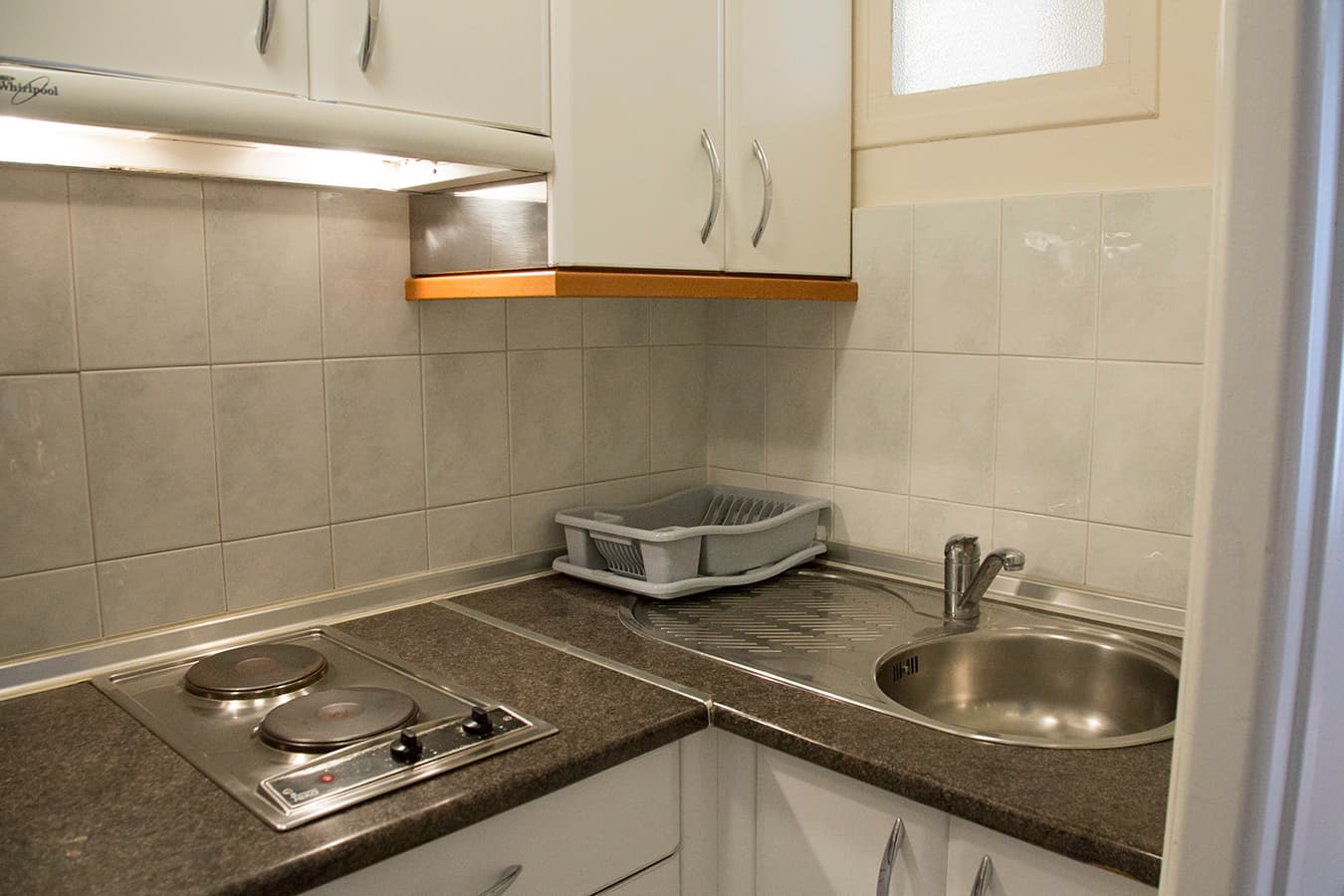 Pays Basque Hendaye Plage studio appartement 2 à 3 personnes locations de vacances bord de mer Lidwine Goélands cuisine Hendaye Tourisme
