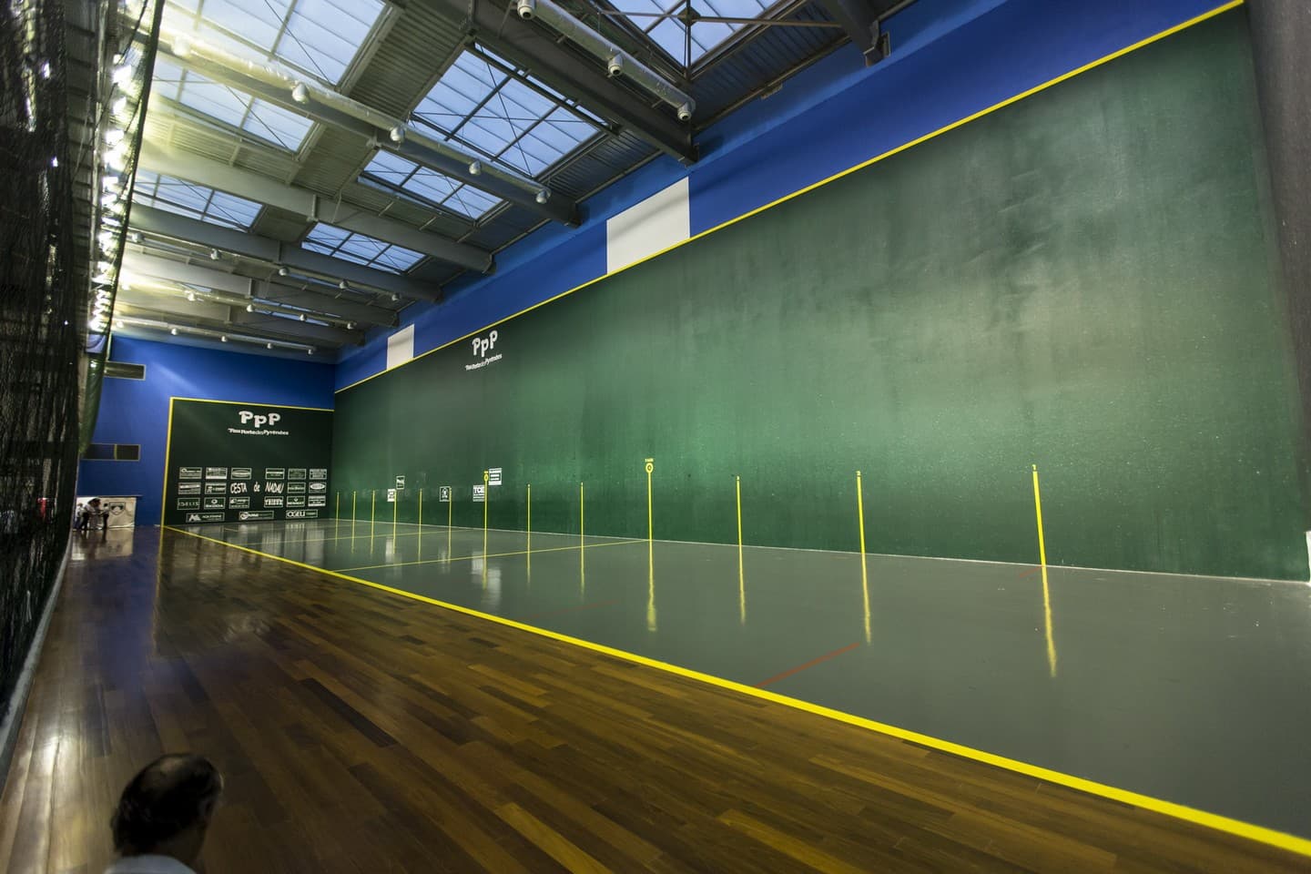 Complexe de pelote - Pau - Salle