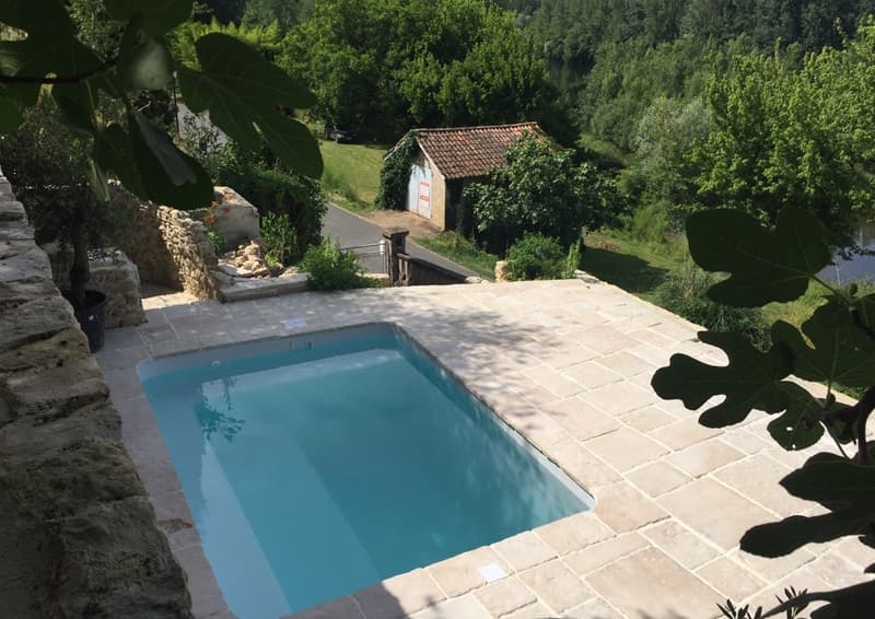 Périgord Noir Vallée Dordogne - Maison des rives - piscine (1)