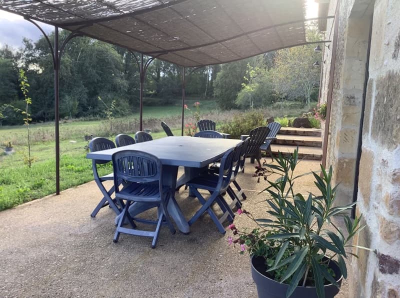 Périgord Noir Vallée Dordogne - croix des alignés - terrasse (1)