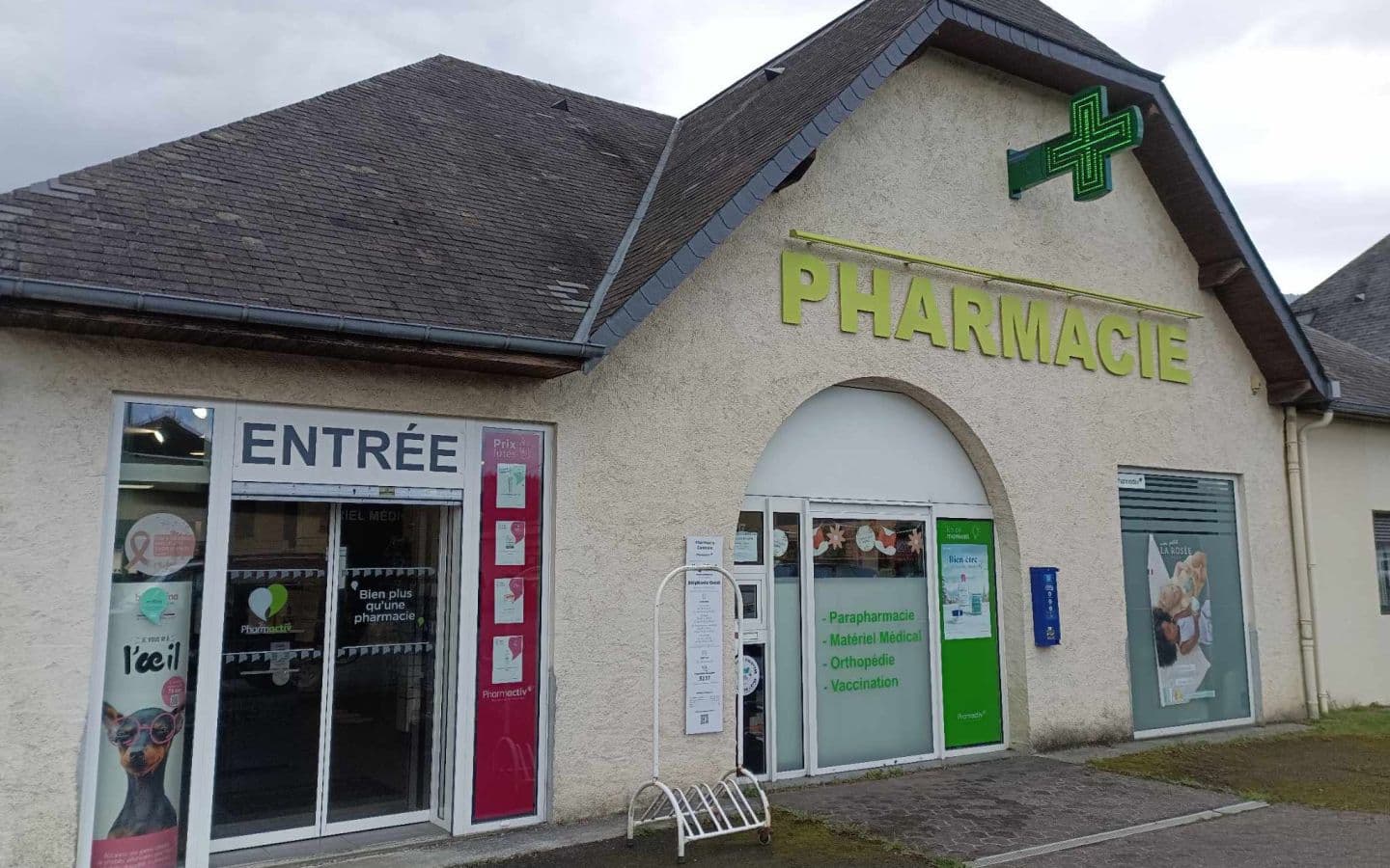 Pharmacie Centrale 1440