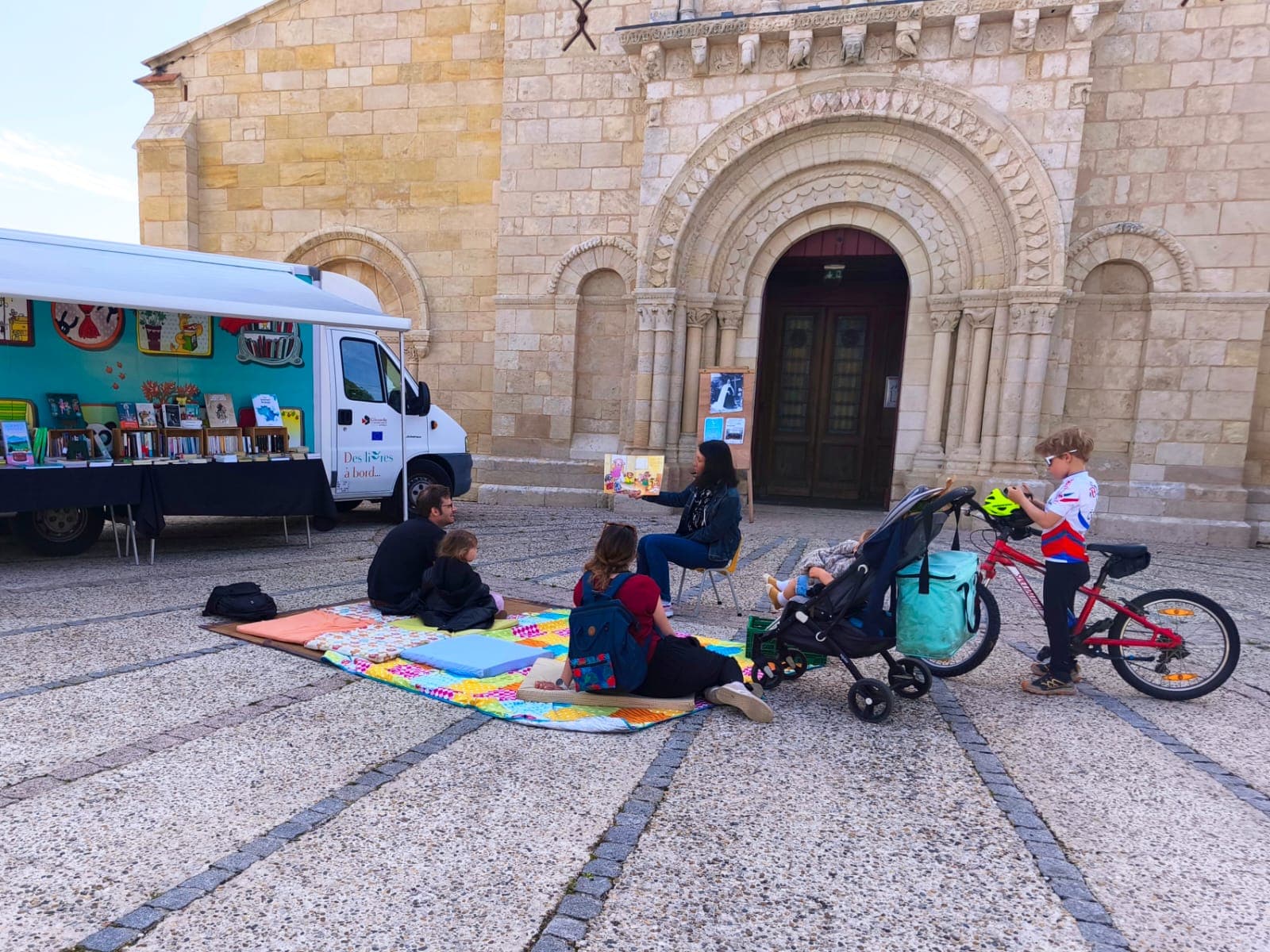 Photo de Elise-D'abord Des Livres(16)