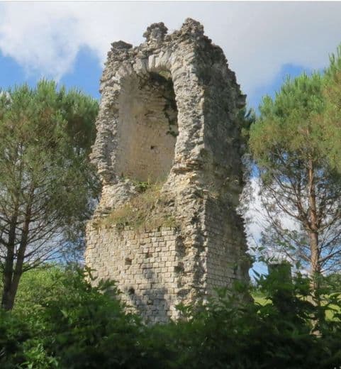 Pile Gallo-Romaine de Saint-Pierre de Buzet