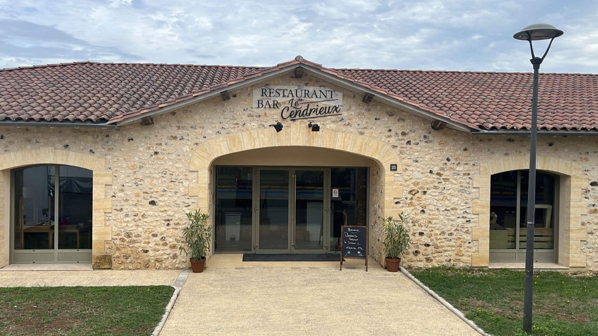 Le Cendrieux