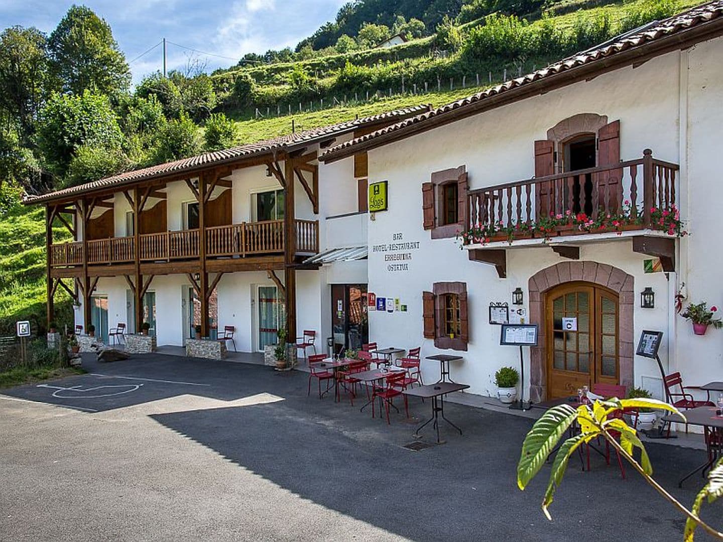 Restaurant Erreguina - façade établissement - Banca