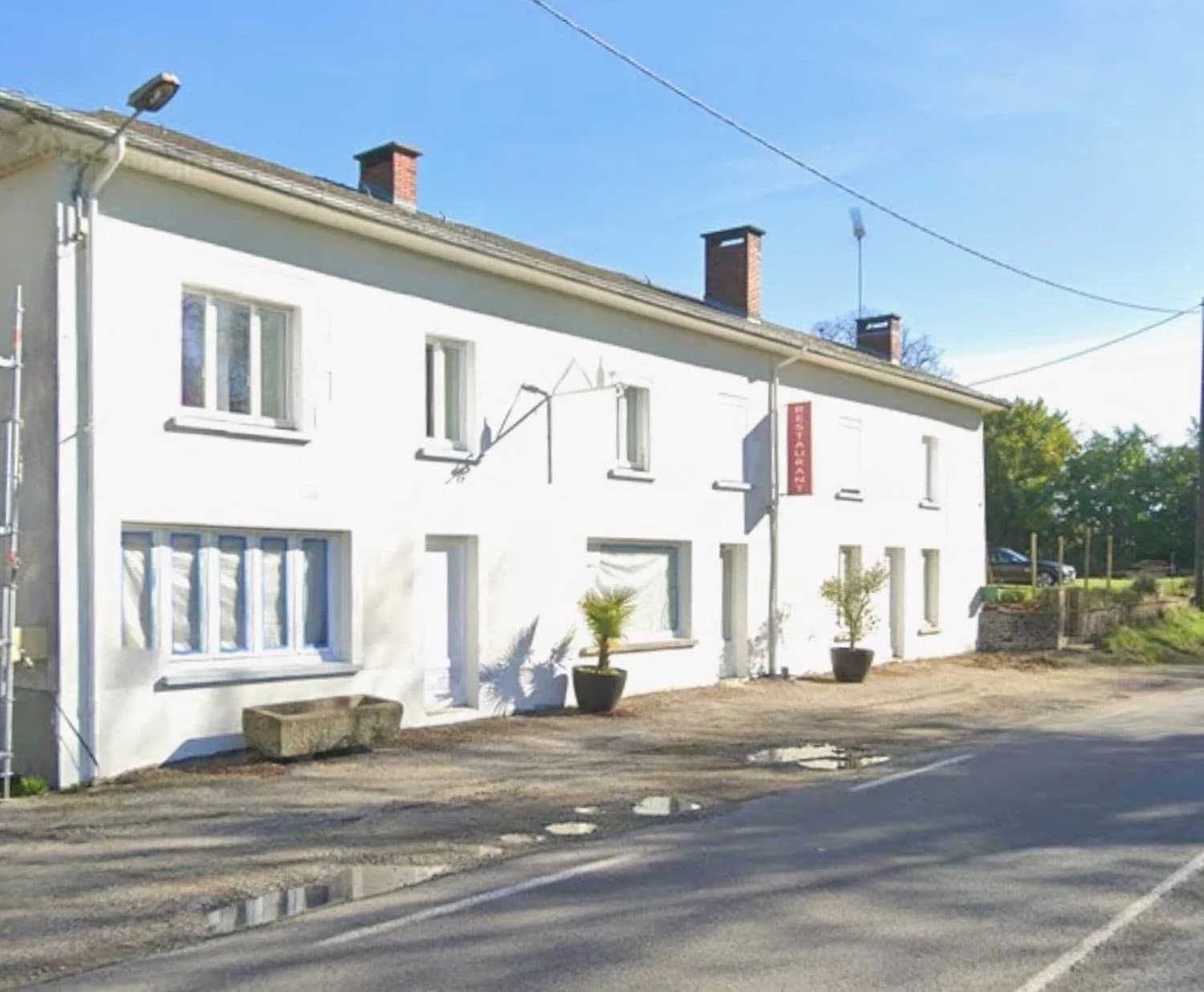 Restaurant Les Bons Vivants sur la D979 entre Limoges et Eymoutiers sur la route du Lac de Vassivière