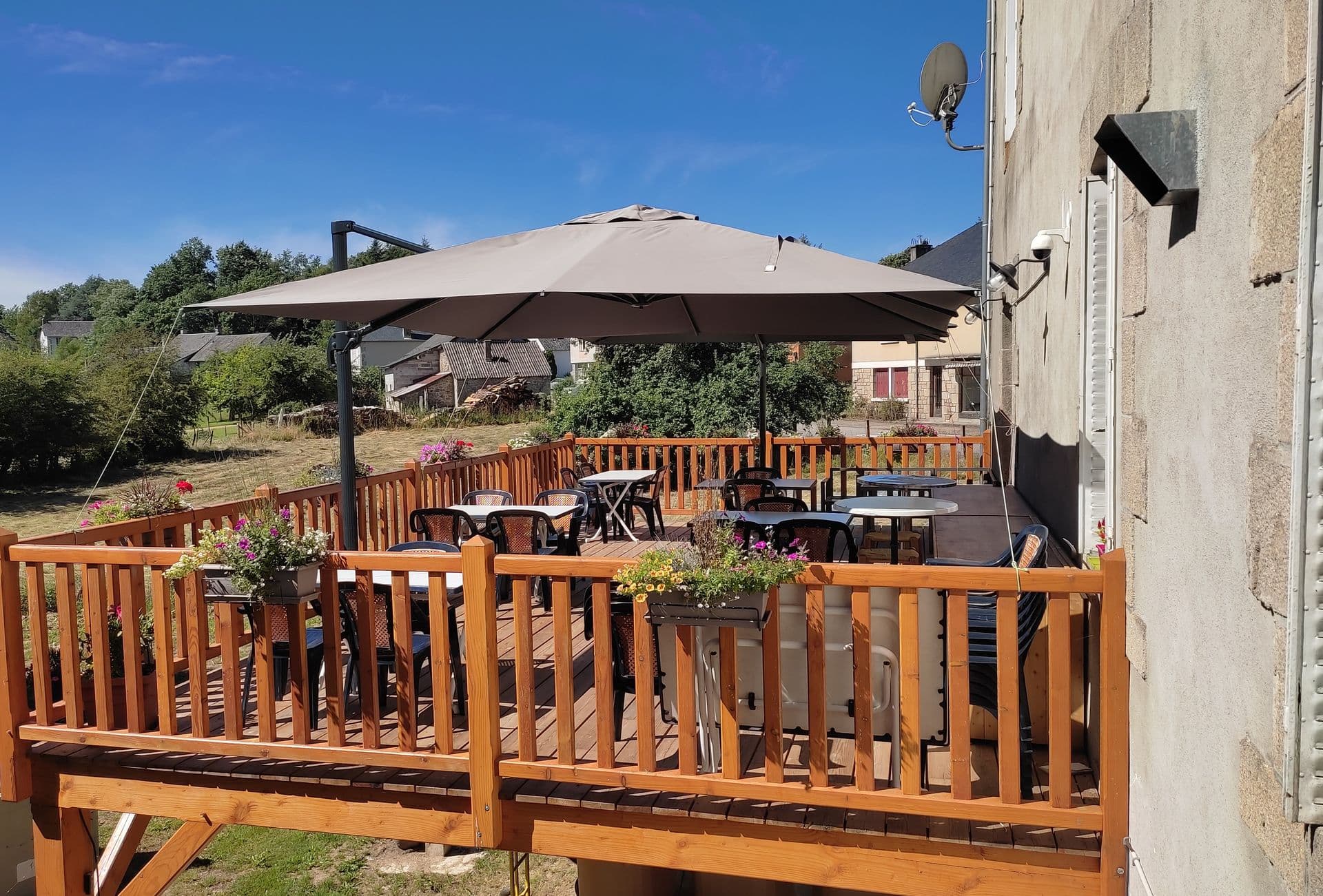 Restaurant_la_Marmite_Montaignac_2