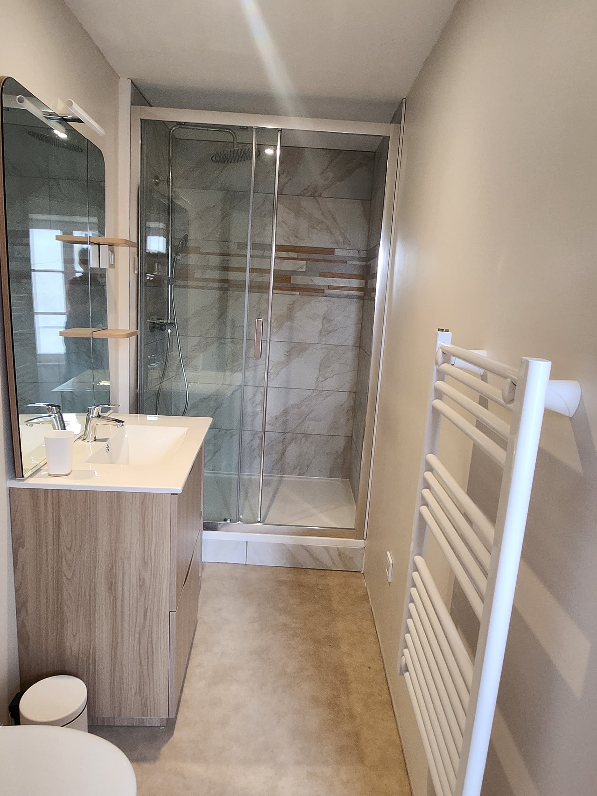 SALLE DE BAIN CLAIR DE LUNE